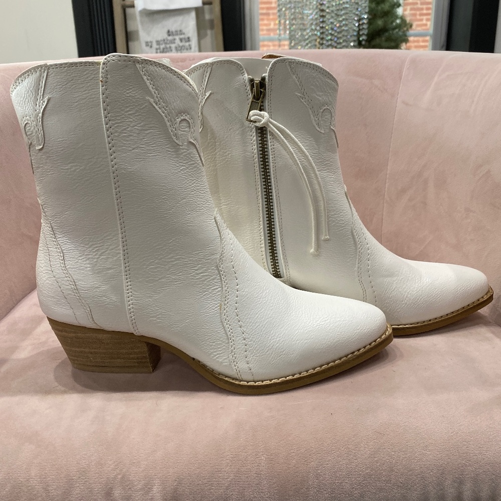 Ccocci White Ramsey Cowgirl Boot